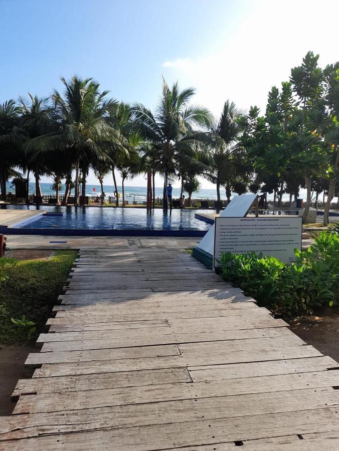 Apartment314 Oceanfront Condos Nilaveli Trincomalee Exterior photo